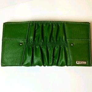 Miche magnetic cover "Erica" May 2010. Green